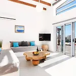Villa Dione Seastone By