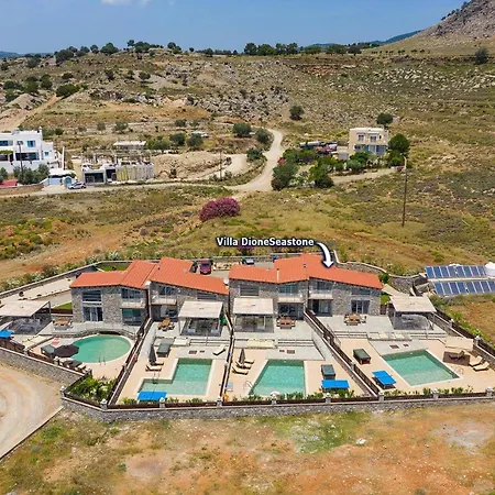 Dione Seastone By Villa